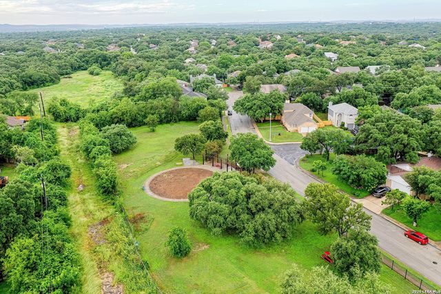 6906 Ridge Place Street, San Antonio, TX 78250
