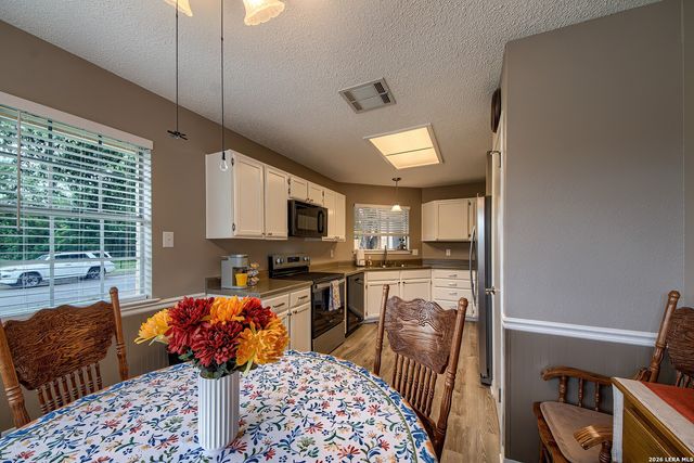 6906 Ridge Place Street, San Antonio, TX 78250