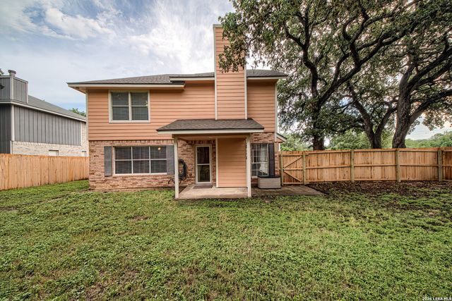 6906 Ridge Place Street, San Antonio, TX 78250
