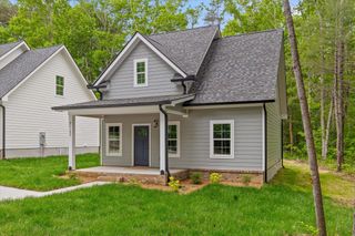 2127 Oak Street, Signal Mountain, TN 37377