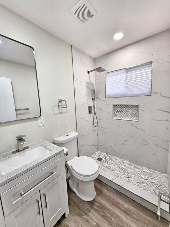 Image 13 of property listing at 51946 Douma Street, Coachella, CA 92236
