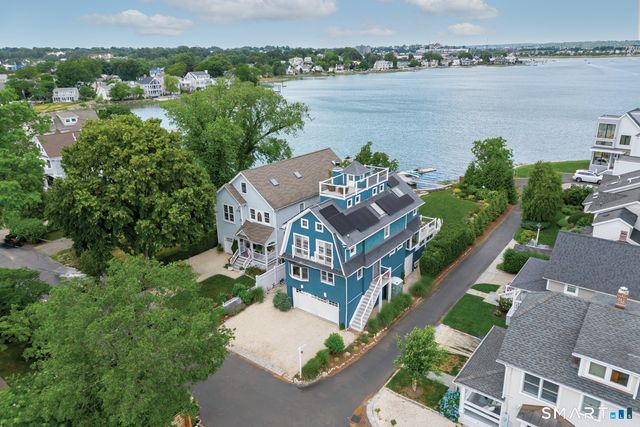 63 Neptune Avenue, Norwalk, CT 06854