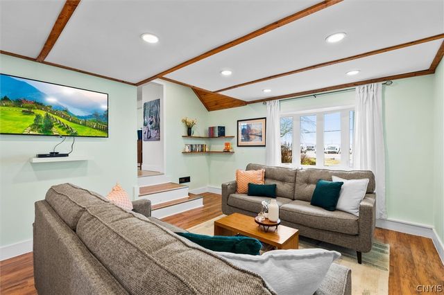 5746 South Bay Road, Cicero, NY 13039