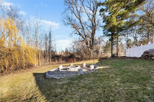 5746 South Bay Road, Cicero, NY 13039