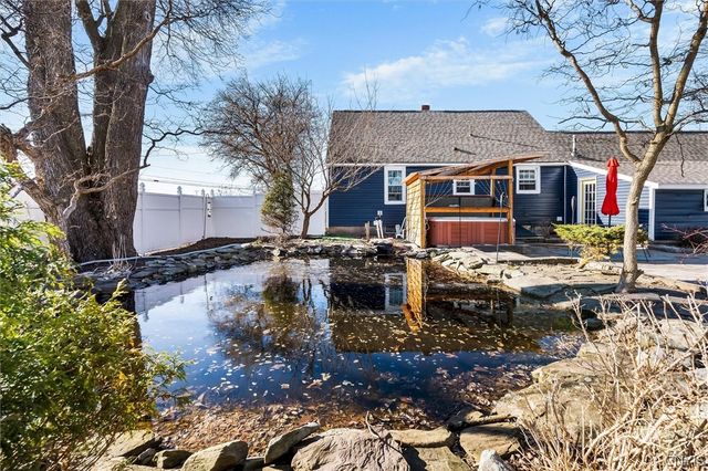 5746 South Bay Road, Cicero, NY 13039