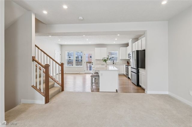 1138 Bean Lane, Akron, OH 44313