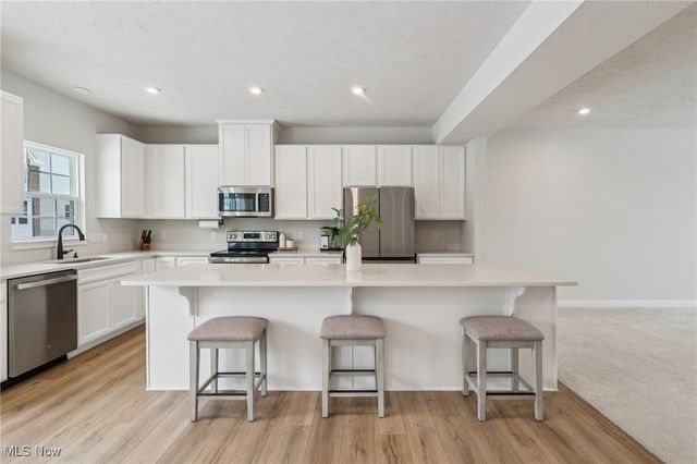 1138 Bean Lane, Akron, OH 44313