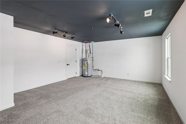 1138 Bean Lane, Akron, OH 44313