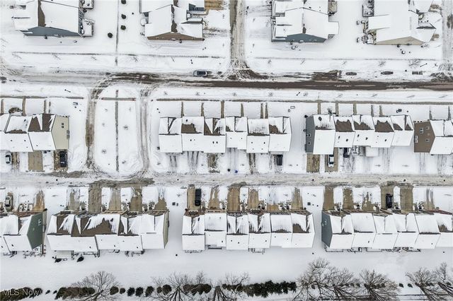 1138 Bean Lane, Akron, OH 44313