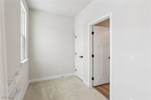 1138 Bean Lane, Akron, OH 44313