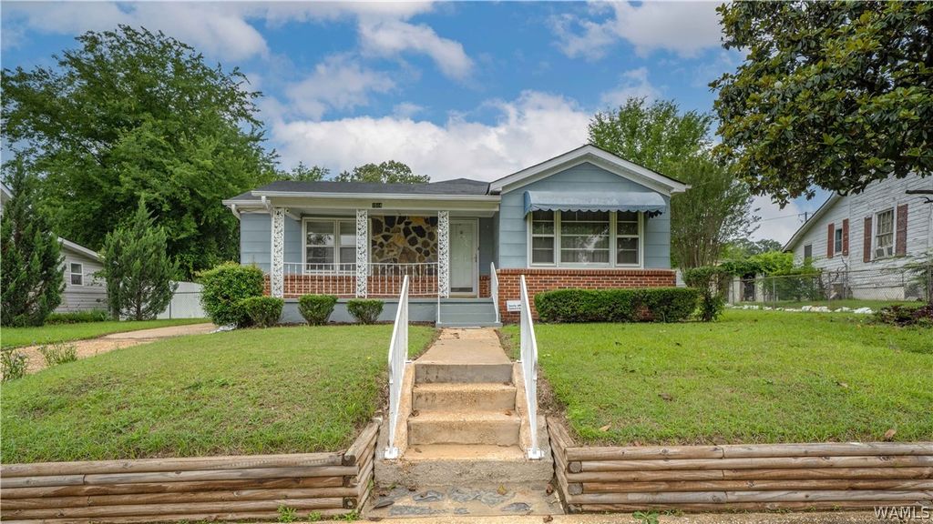 1514 17TH, Northport, AL 35476