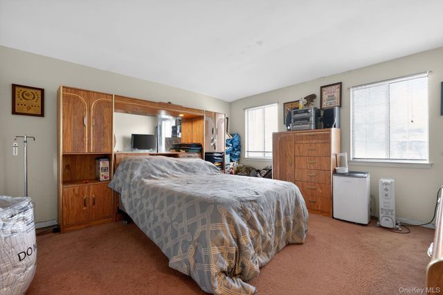 327 Willow Road E, Staten Island, NY 10314