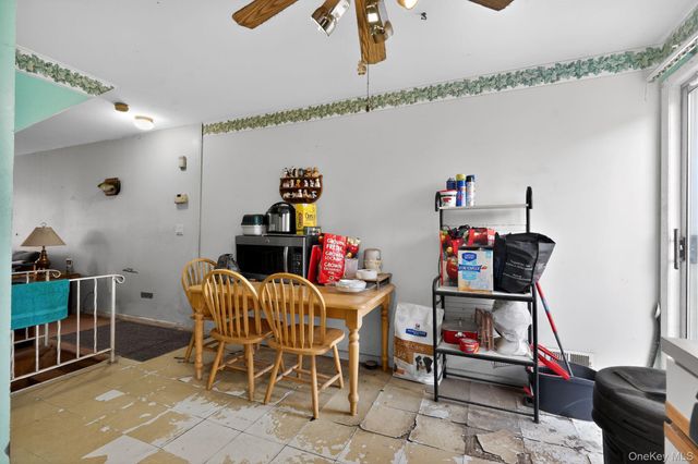 327 Willow Road E, Staten Island, NY 10314