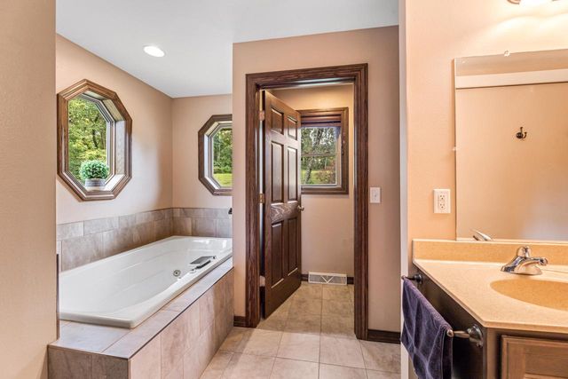 N19735 County Road DD, Ettrick, WI 54627