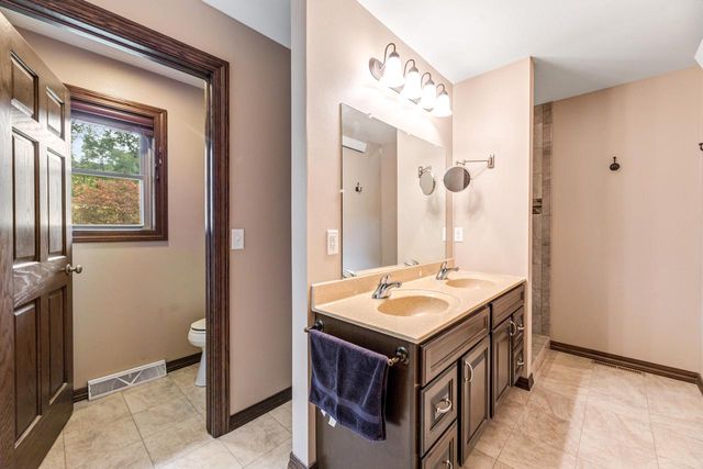 N19735 County Road DD, Ettrick, WI 54627