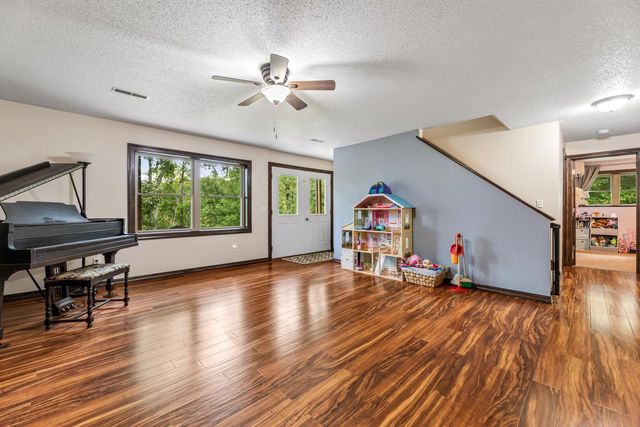 N19735 County Road DD, Ettrick, WI 54627