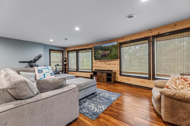 N19735 County Road DD, Ettrick, WI 54627