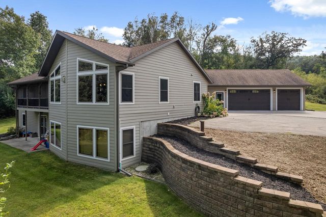 N19735 County Road DD, Ettrick, WI 54627