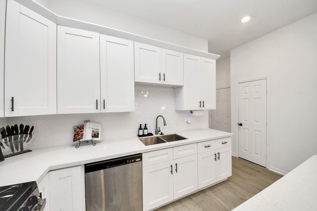 4613 Ireland Street B, Houston, TX 77016