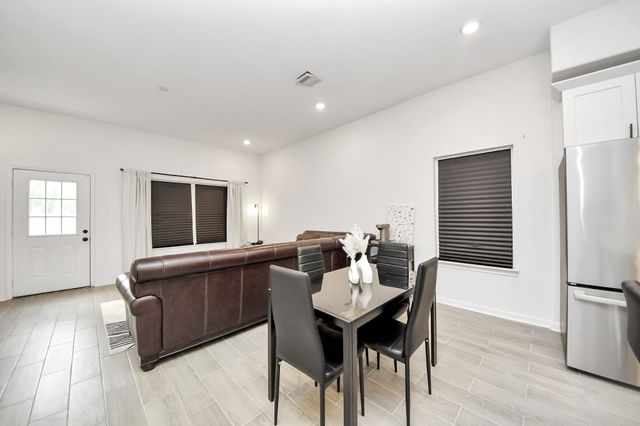 4613 Ireland Street B, Houston, TX 77016