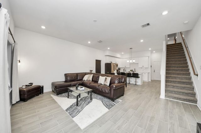 4613 Ireland Street B, Houston, TX 77016