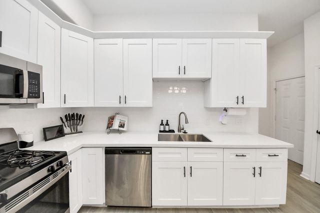 4613 Ireland Street B, Houston, TX 77016