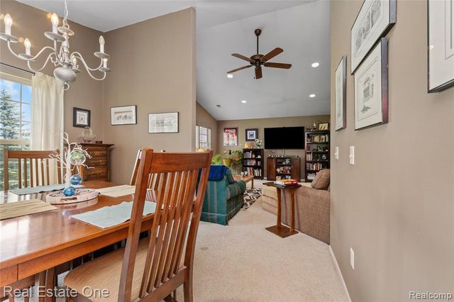 26738 Kirkway Circle, Trenton, MI 48183