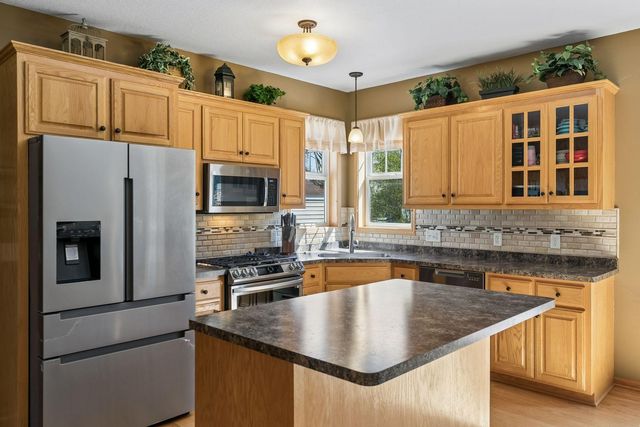 17178 Fairmeadow Way, Farmington, MN 55024