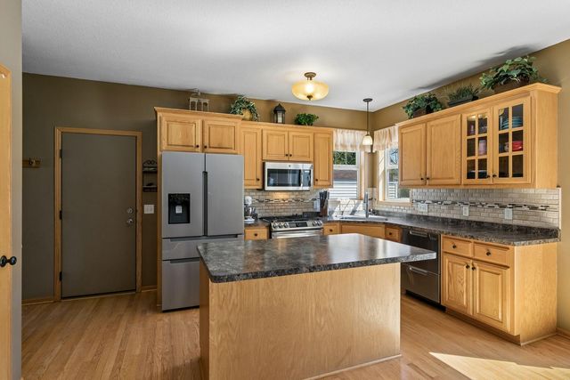 17178 Fairmeadow Way, Farmington, MN 55024