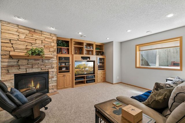 17178 Fairmeadow Way, Farmington, MN 55024