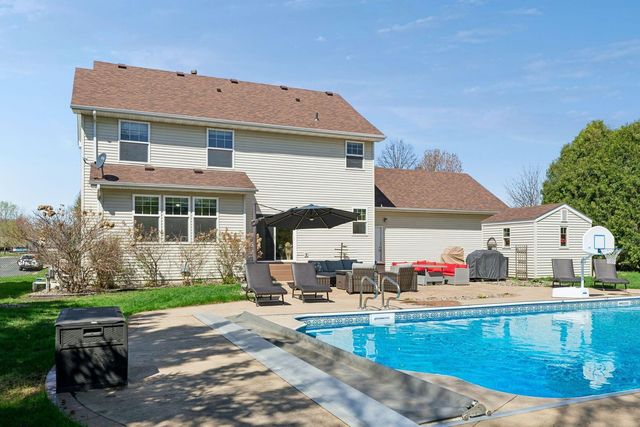 17178 Fairmeadow Way, Farmington, MN 55024