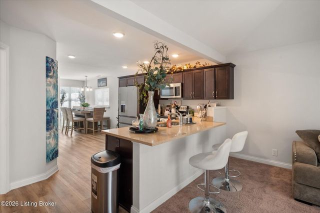 6700 Woods Mill Dr, Louisville, KY 40272