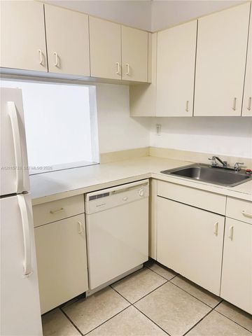 10900 SW 104th Street 315, Miami, FL 33176