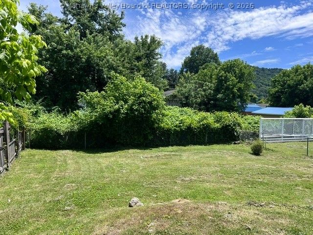 5908 Starling Drive, Charleston, WV 25306