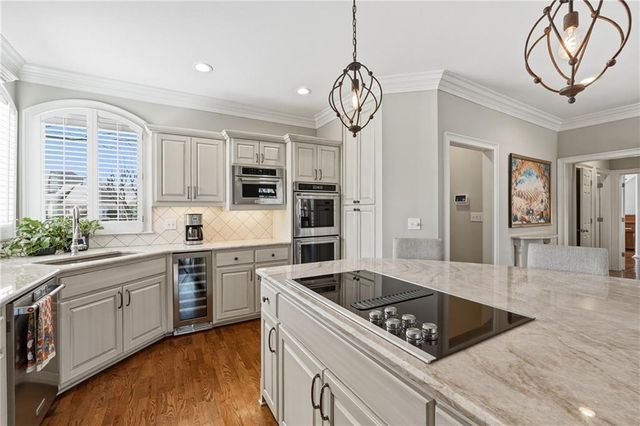 9025 Etching Overlook, Johns Creek, GA 30097