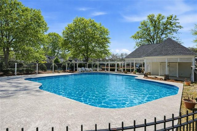 9025 Etching Overlook, Johns Creek, GA 30097