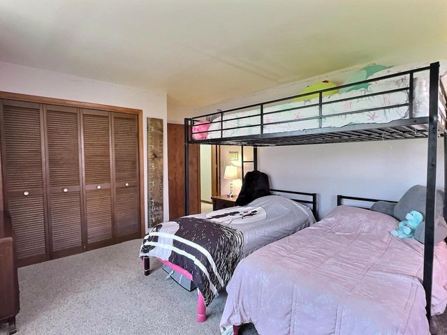 1785 CROWN DRIVE, Oshkosh, WI 54904