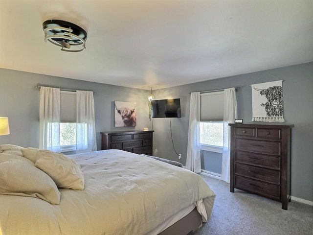 1785 CROWN DRIVE, Oshkosh, WI 54904