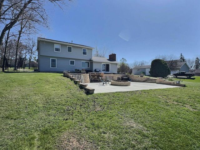 1785 CROWN DRIVE, Oshkosh, WI 54904