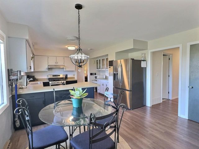 1785 CROWN DRIVE, Oshkosh, WI 54904