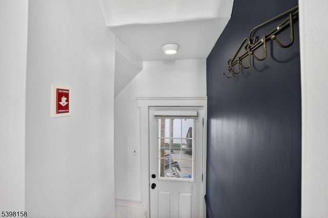 121 Myrtle St, Roselle Boro, NJ 07203