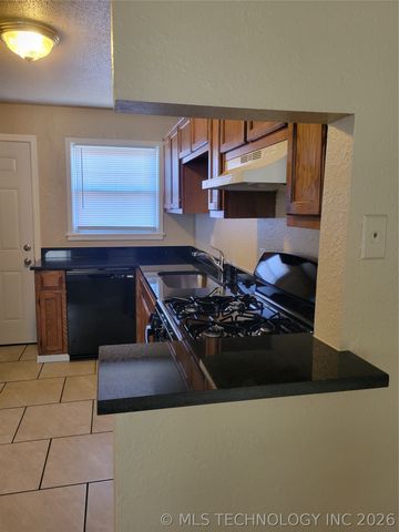 1327 E 38th Street A, Tulsa, OK 74105