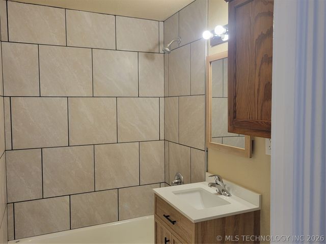 1327 E 38th Street A, Tulsa, OK 74105