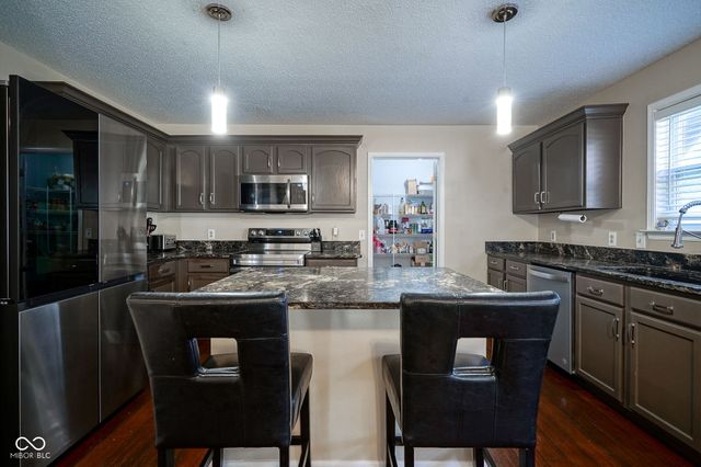 10145 Eagle Eye Way, Indianapolis, IN 46234