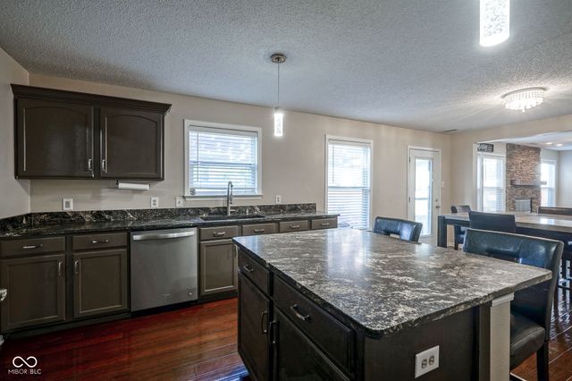 10145 Eagle Eye Way, Indianapolis, IN 46234