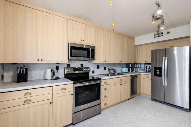 7217 Promenade Drive 801, Boca Raton, FL 33433