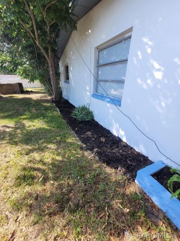 10 S Washington Street, Beverly Hills, FL 34465