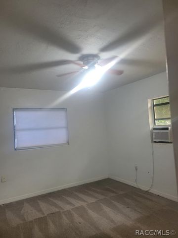 10 S Washington Street, Beverly Hills, FL 34465