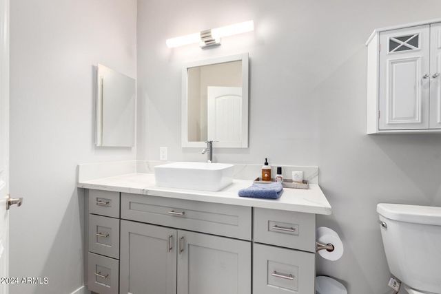 2647 E CONTENTION MINE Road, Phoenix, AZ 85032