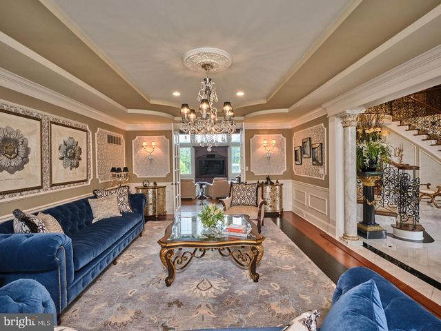 1265 GRENOBLE RD, Ivyland, PA 18974
